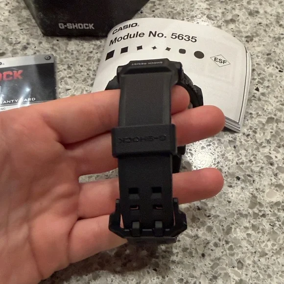 G-Shock Gravity Master GR-B200 Carbon Core Guard Pilot Watch - Picture 4 of 6